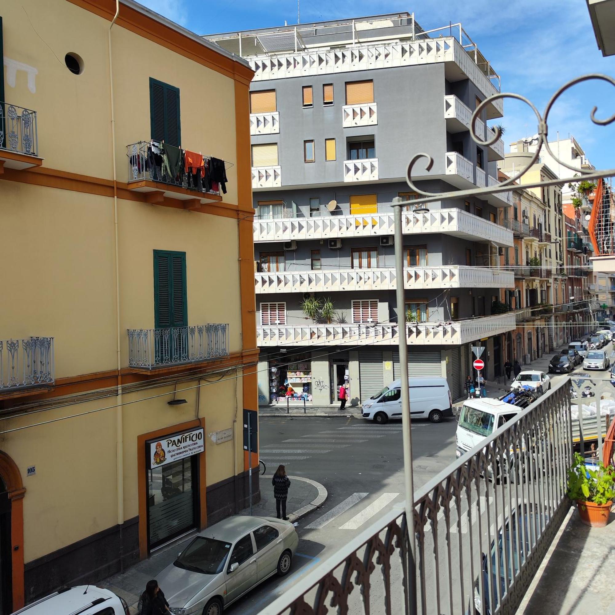 Mistral130 Apartment Bari Exterior foto