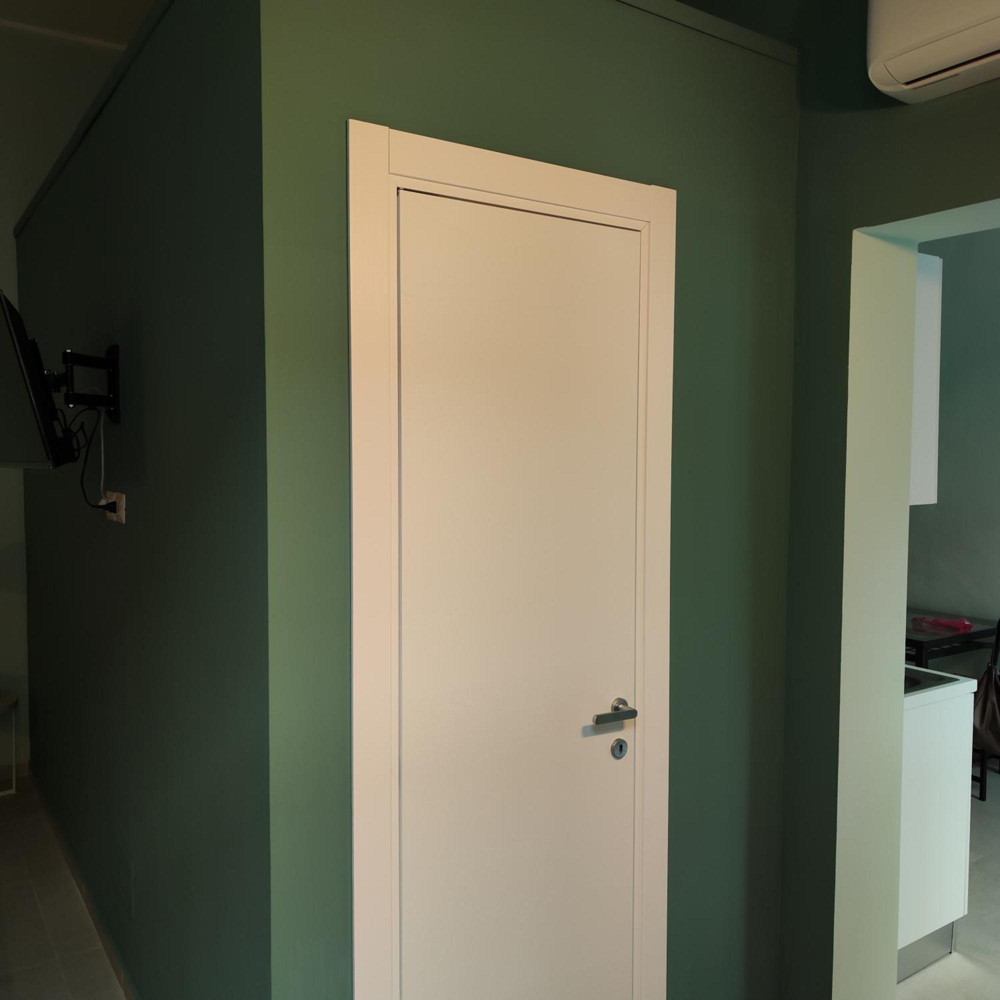 Mistral130 Apartment Bari Exterior foto