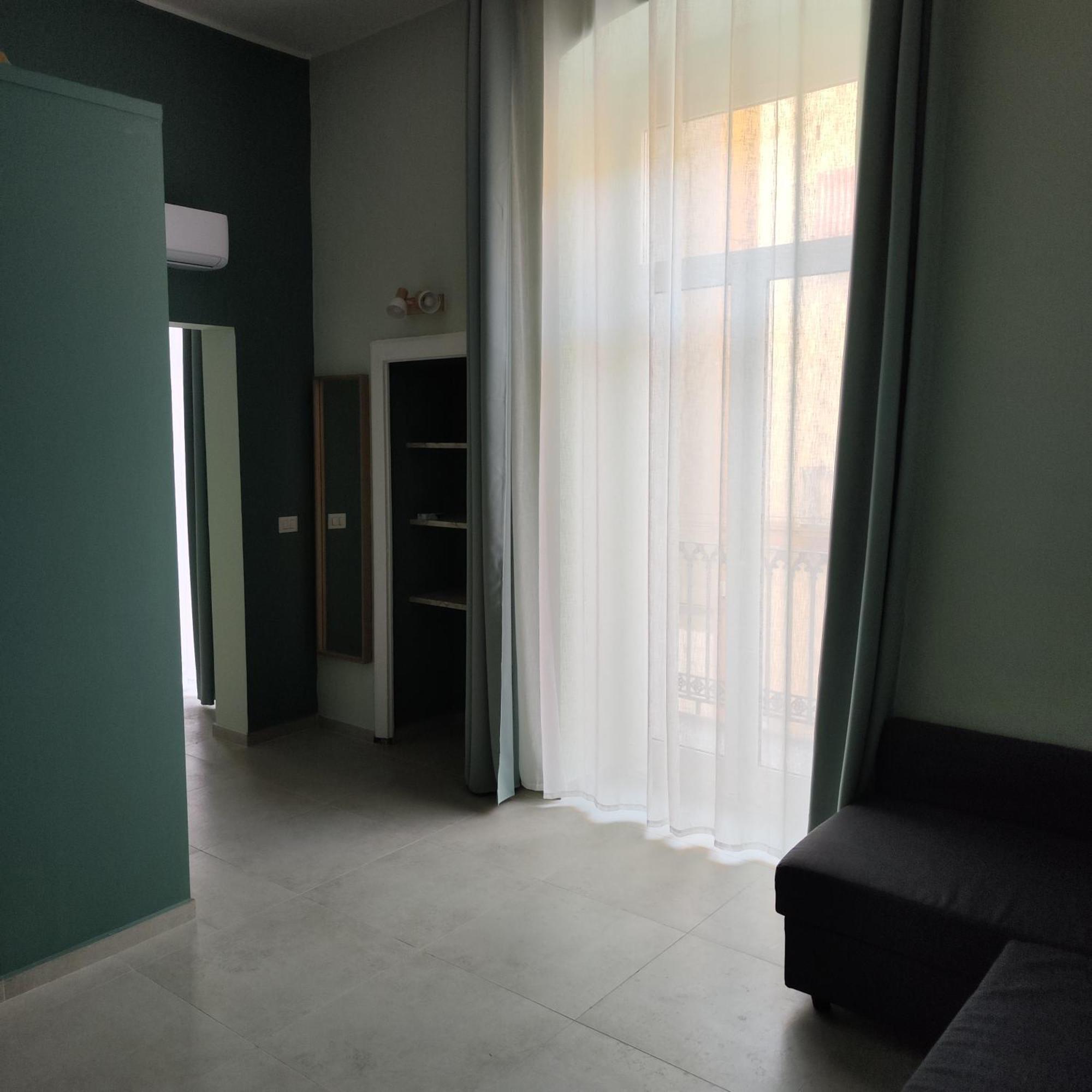 Mistral130 Apartment Bari Exterior foto