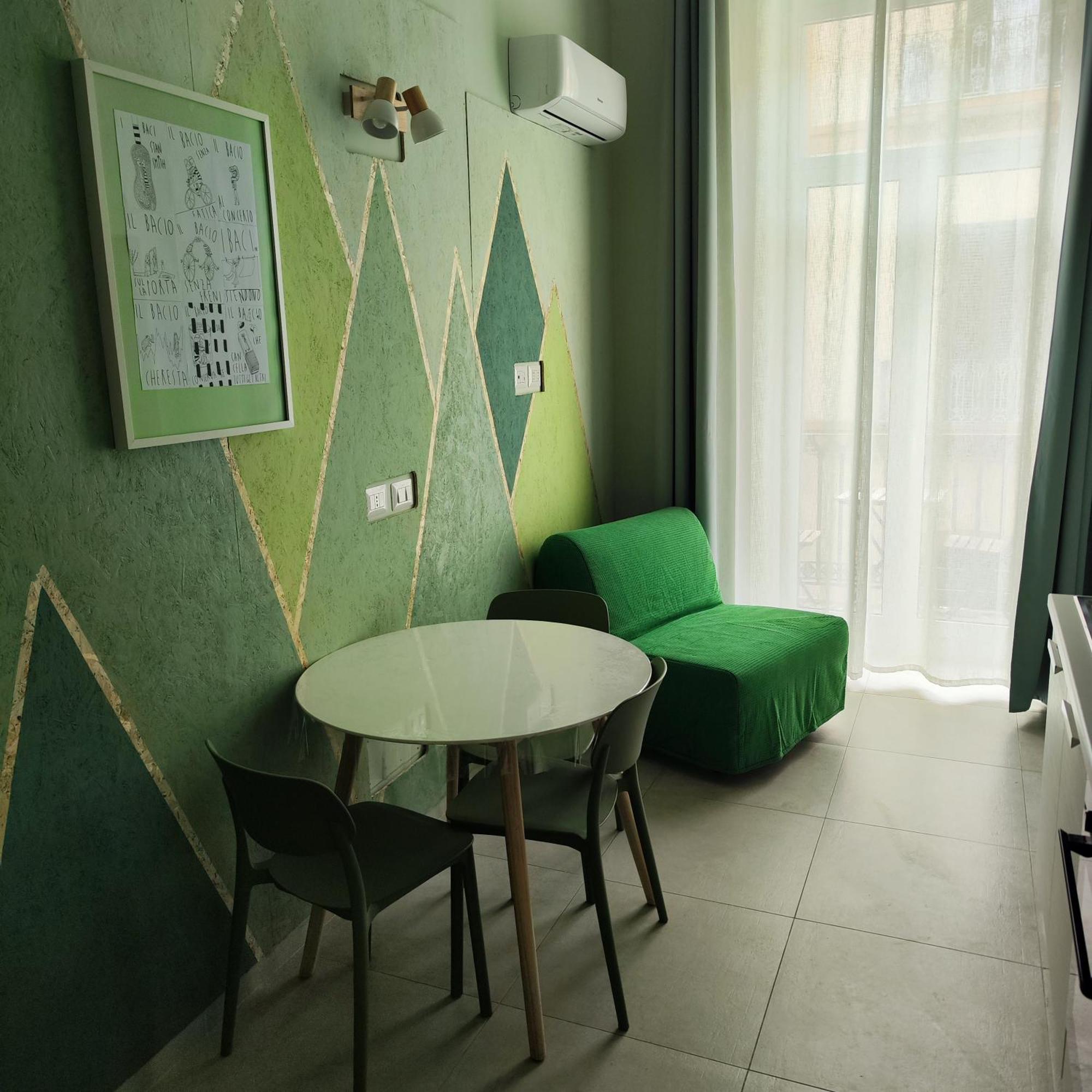 Mistral130 Apartment Bari Exterior foto